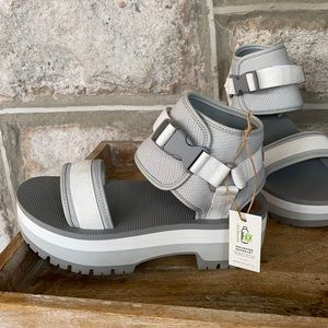 Teva Indio Jewell platform sandal